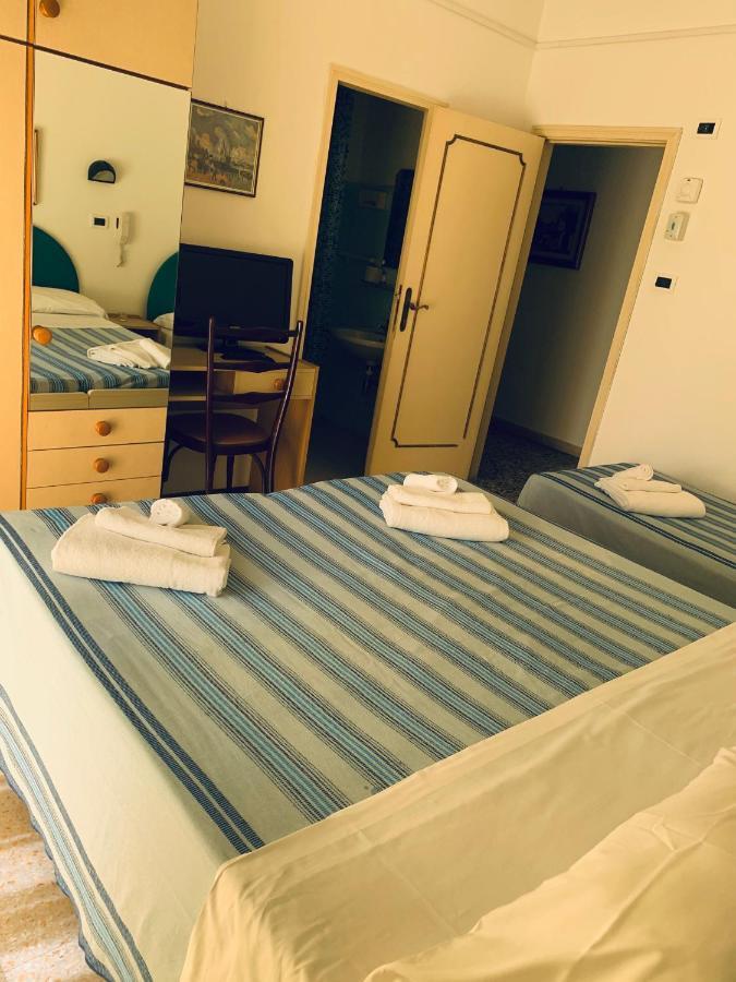 Hotel Maria Piera Rimini Ngoại thất bức ảnh